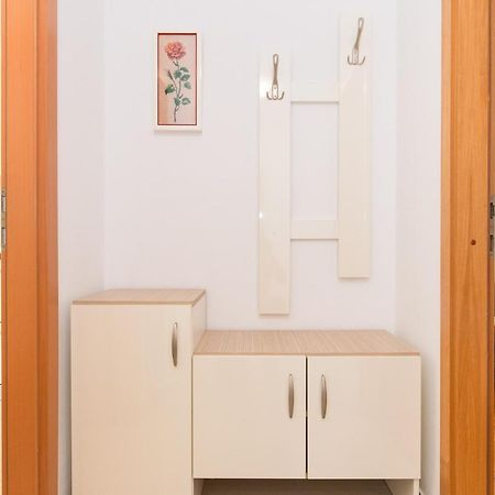 Appartement Lana à Punat Extérieur photo